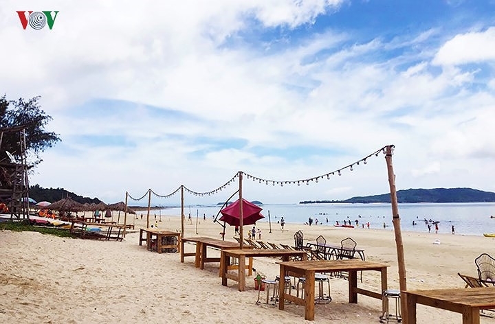 perfect beaches for a relaxing break in northern vietnam