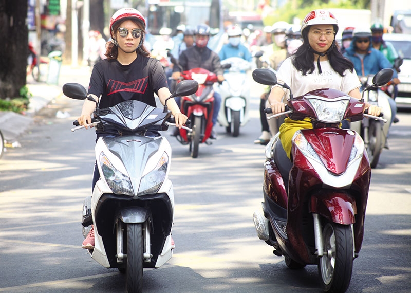 motorbike sales hit a red light
