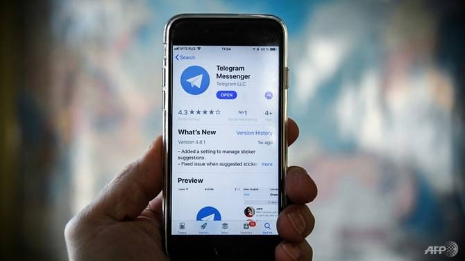 Russia asks Apple to help block Telegram