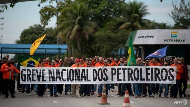 after truckers brazil oil workers go on strike