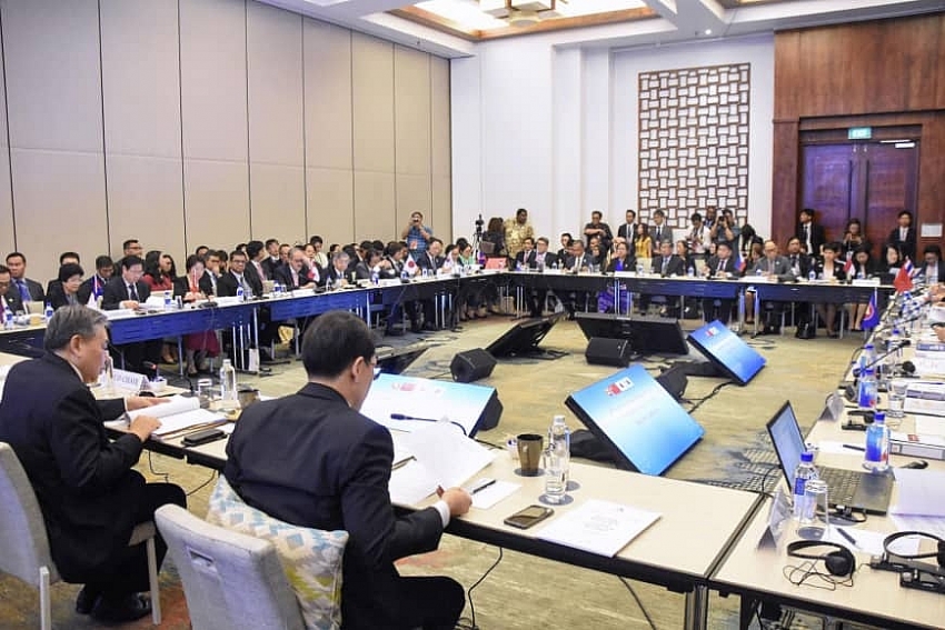 asean3 finance ministers propose measures to deal with financial crisis