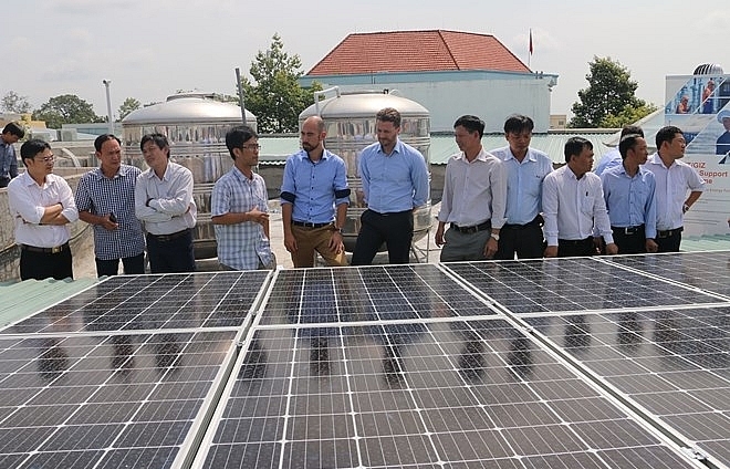 Solar rooftop system inaugurated in An Giang province