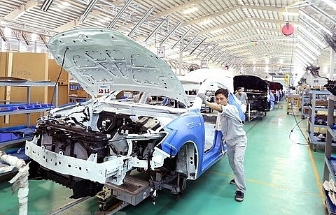 Government leader requests steps to develop automobile manufacturing