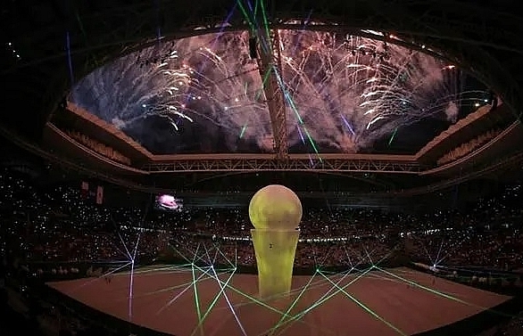 Qatar World Cup stadium opens to fanfare