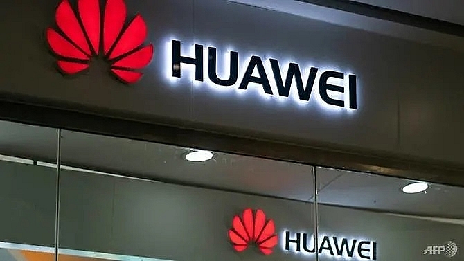 dont be too optimistic huawei employees fret at us ban