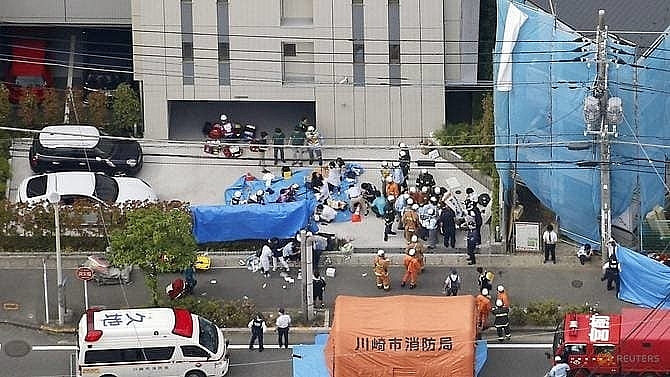 child and suspected attacker dead 17 hurt after japan mass stabbing