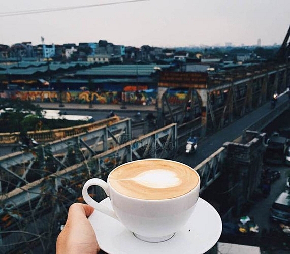hanoi coffee shops offer fantastic skyline views