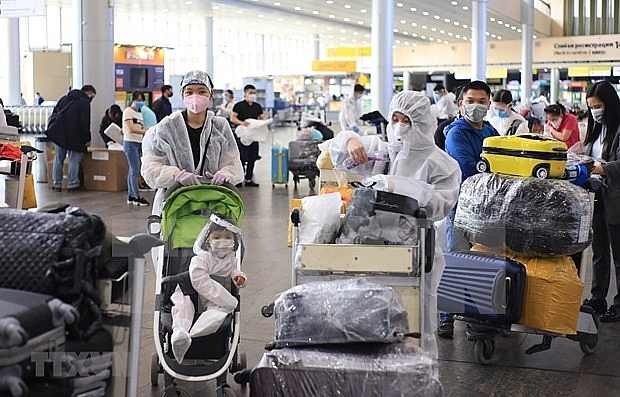 over 340 vietnamese citizens brought home from russia