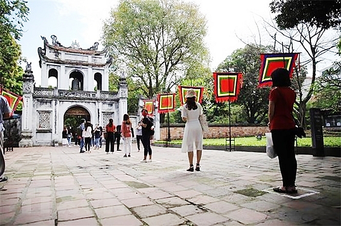 hanoi attractions reopen for tourists