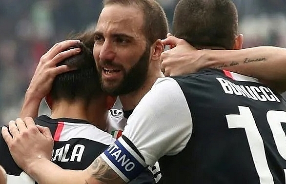 Higuain final Juventus player to return to Italy