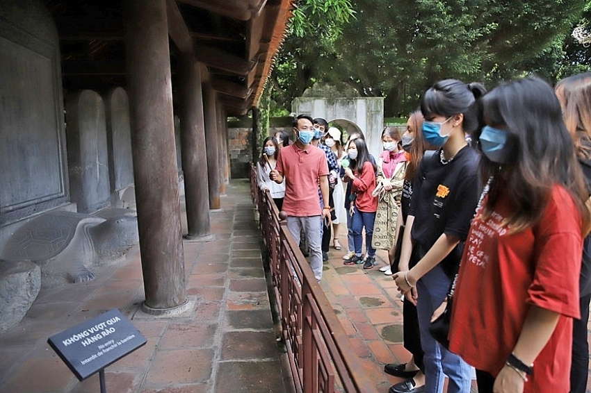 hanoi attractions reopen for tourists photo