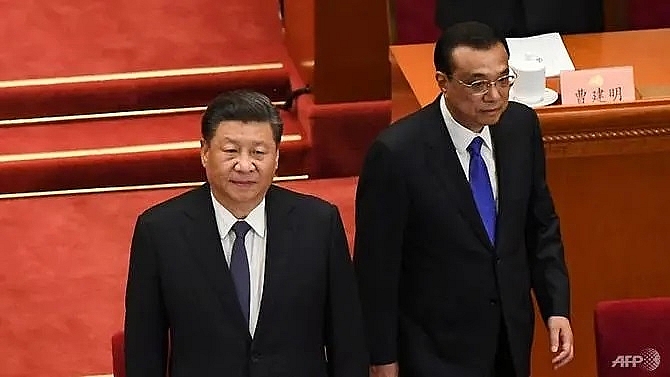 china drops mention of gdp goal as parliament opens covid 19 slams economy