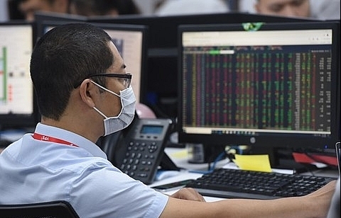VN market up as large-caps gain further