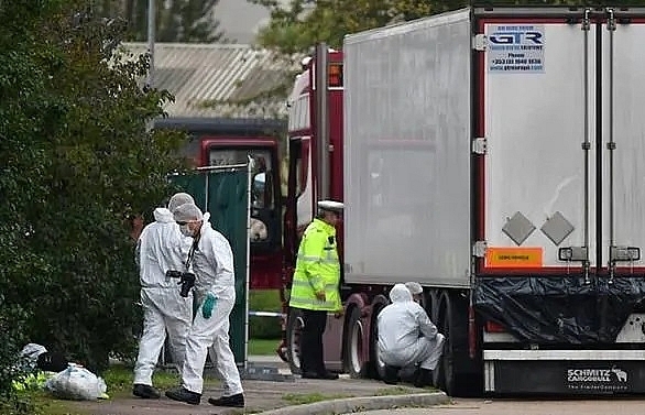 26 people arrested in France and Belgium over UK truck deaths