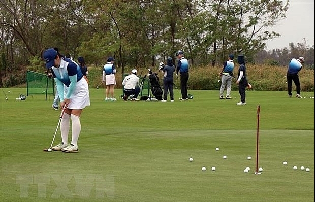 Hanoi closes all golf courses to prevent COVID-19 spread