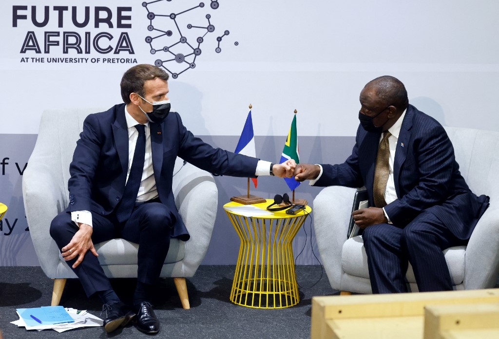 france to invest in efforts to produce more covid vaccine in africa macron