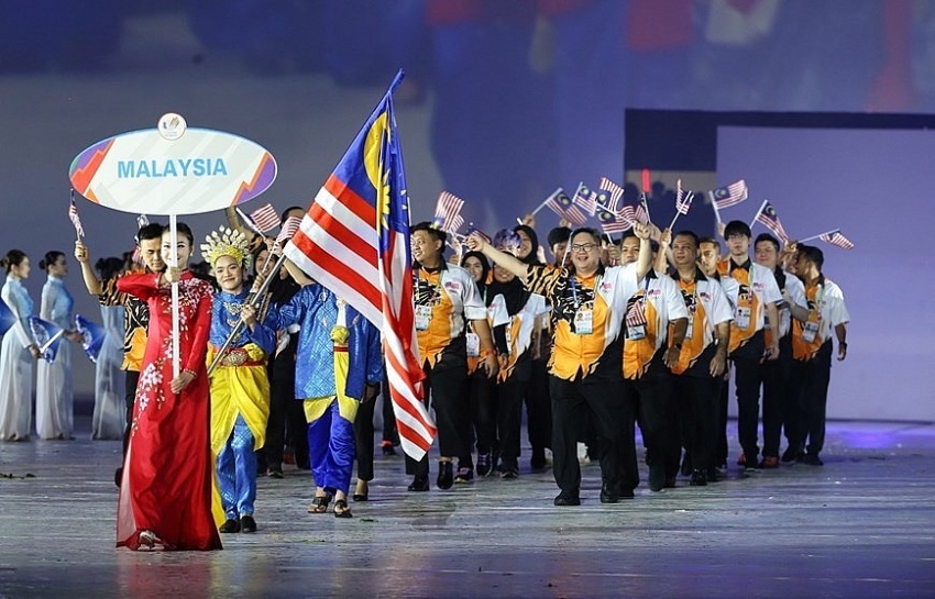 SEA Games 31 begins with vivid, colourful opening ceremony