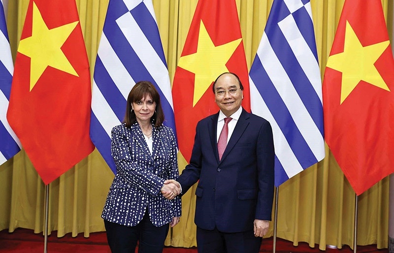 Vietnam calls for more Greek involvement