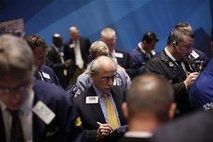 wall street hits 2 12 month low on economic worry