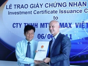 simax opens first semi conductor centre in vietnam