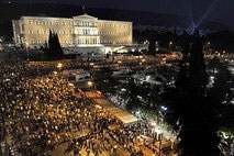 dissent strikes ahead for greece on crisis reform road