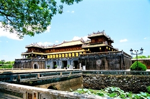 hue displays all its old structures to boost tourism