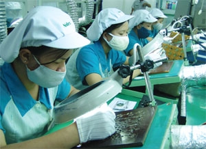Vietnam maps out strategy to attract foreign investors