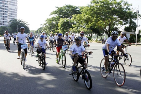 bike ride held for environment day