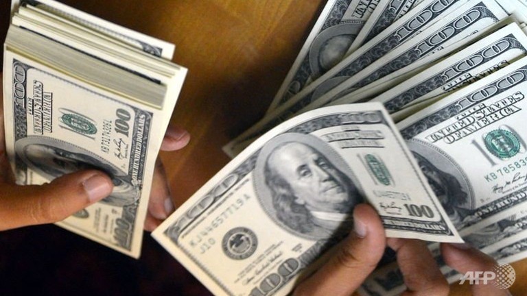 dollar rates fall in most commercial banks