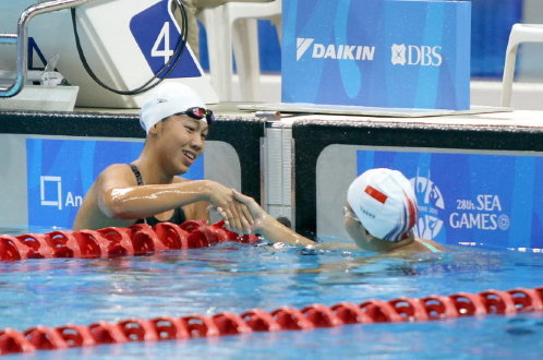 the life and career of vietnamese star swimmer nguyen thi anh vien