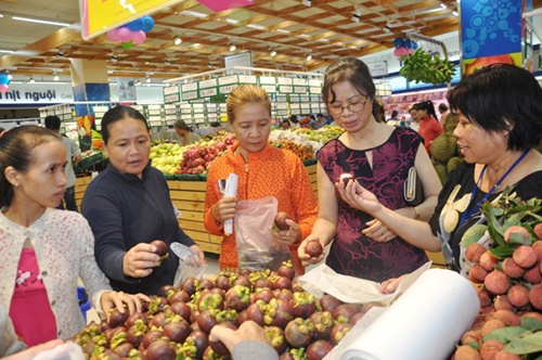 saigon coop opens second store in binh duong