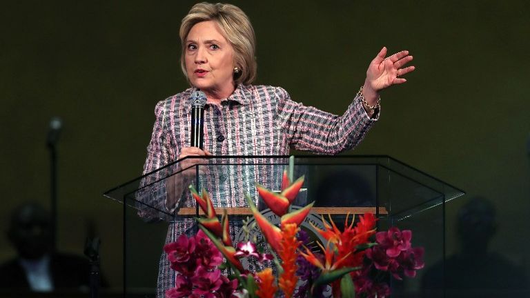 Clinton wins Puerto Rico, on cusp of Democratic nod