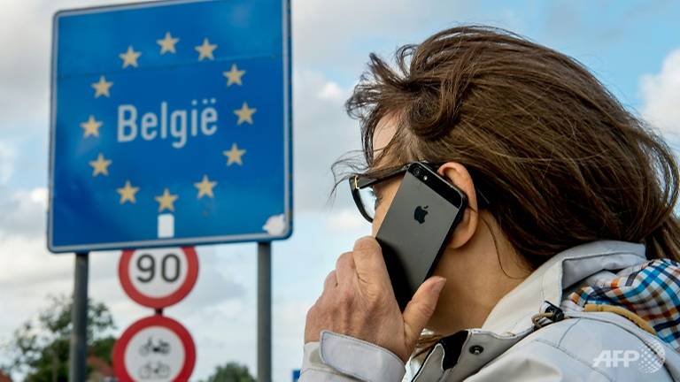 fall of the roaming empire eu ends mobile travel fees