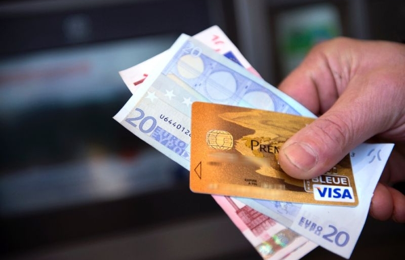 visa close to normal after outage blocks transactions across europe