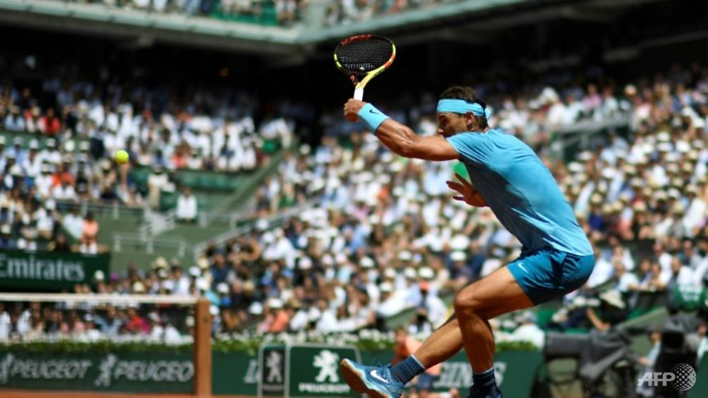 nadal swats aside gasquet to march on at roland garros