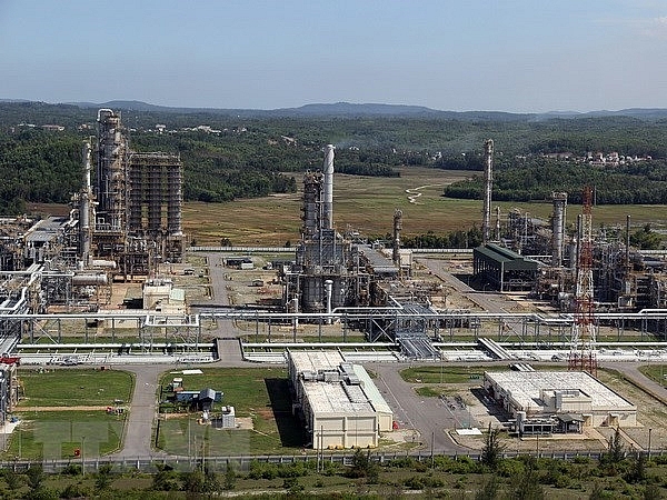 dung quat oil refinery among top 10 green factories