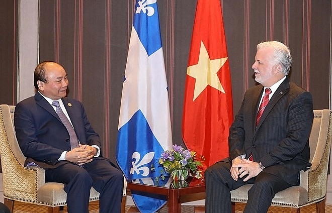 PM Phuc meets Premier of Quebec, Canadian firms