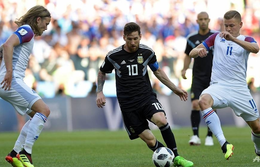 Messi misses penalty as Iceland hold Argentina to 1-1 draw