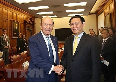 deputy pm discusses trade investment with us officials