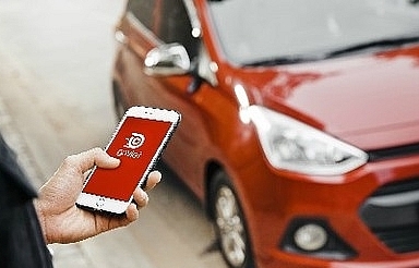 Competition reviving up in Vietnam's car-hailing market