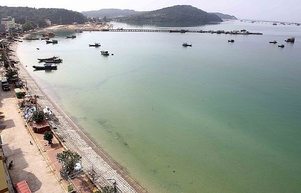 Quang Ninh: Power on Co To island district restored