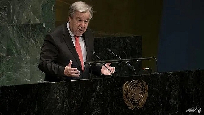un chief weighed selling ny residence to ease budget crisis