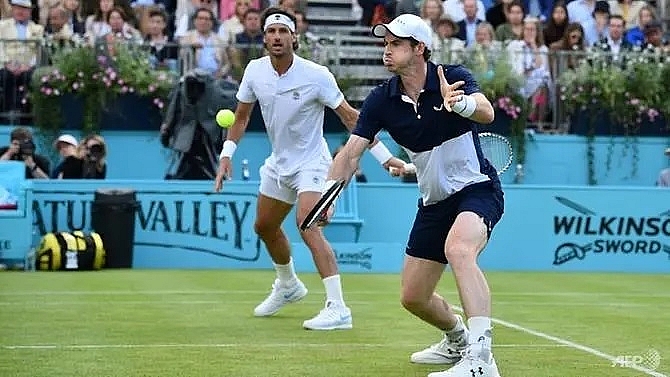 sizzling murray makes winning return at queens club