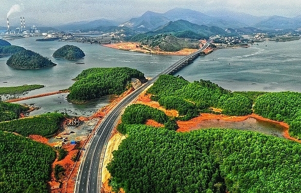 Discovering stunning winding coastal roads of Vietnam