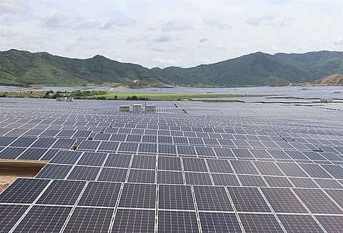 hoa hoi solar power plant opens in phu yen