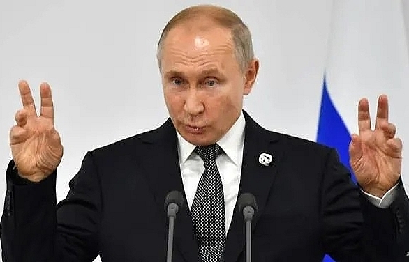 At G20, Putin leads attack on western liberalism