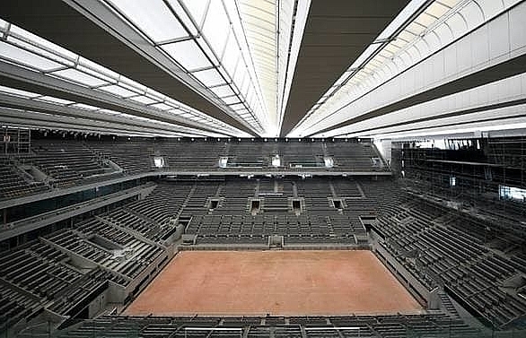 Government to decide on spectators at French Open