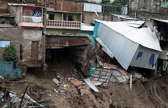 Storm Amanda leaves at least 18 dead in Central America
