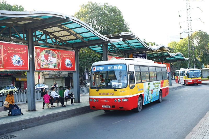 1495p24 planners scratch heads in bus system quest for schoolkids