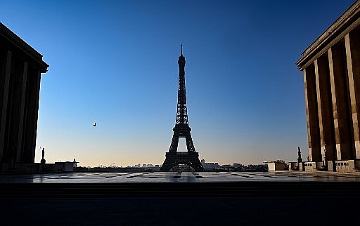 eiffel tower to reopen to public on jun 25